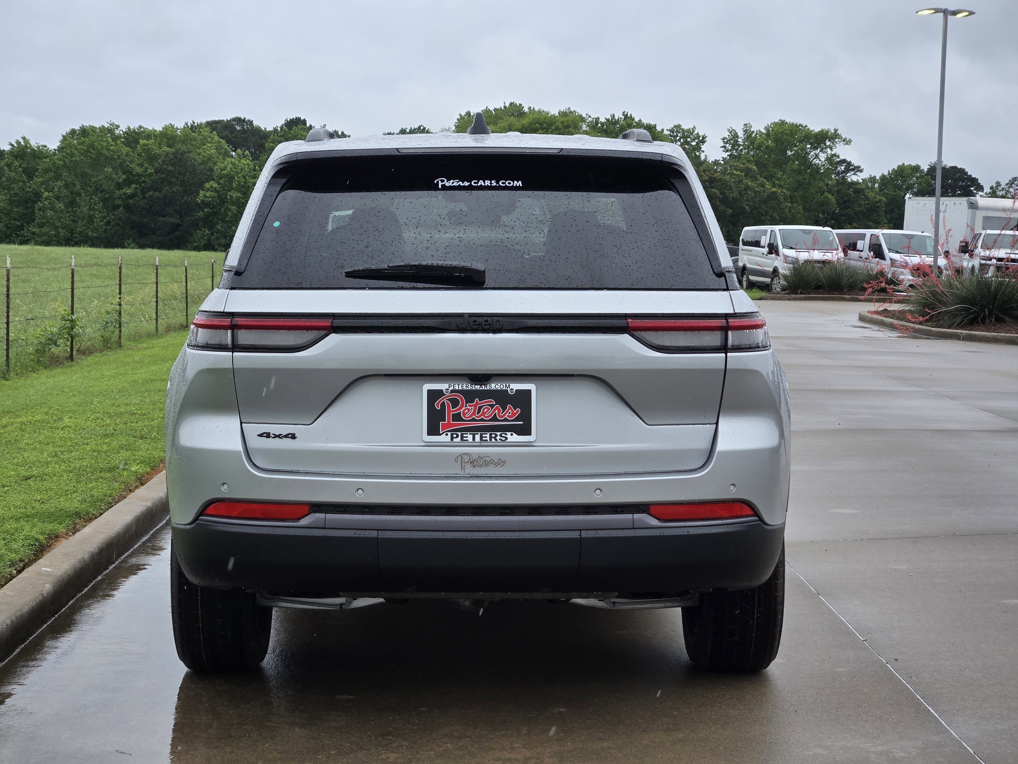 New 2026 Jeep Grand Cherokee Altitude AWD/4WD image 4