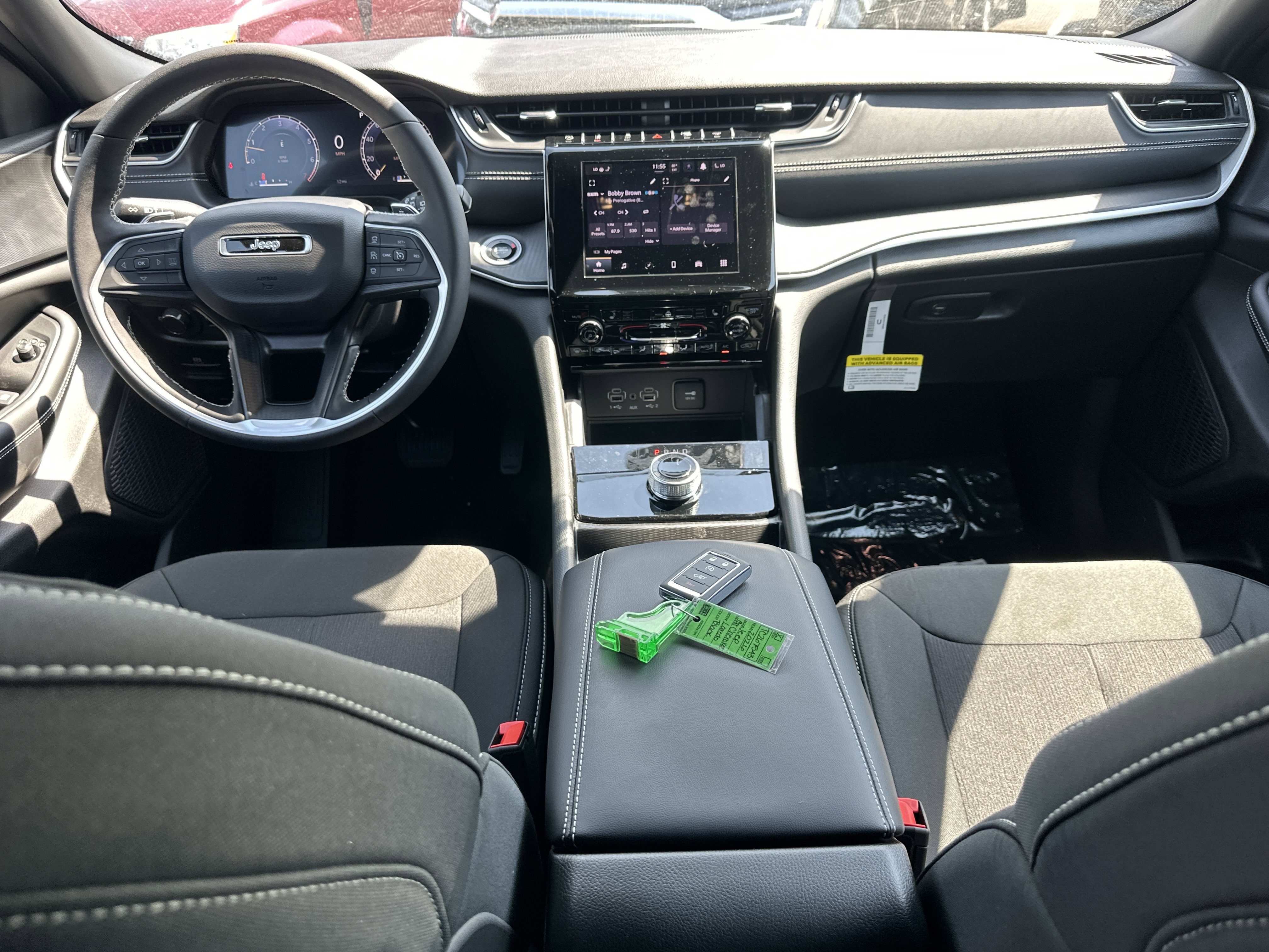 New 2026 Jeep Grand Cherokee Laredo AWD/4WD image 30