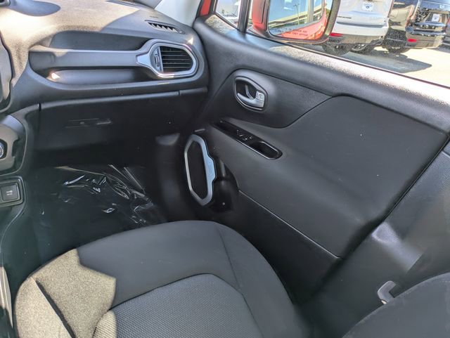 Used 2020 Jeep Renegade Sport FWD image 17