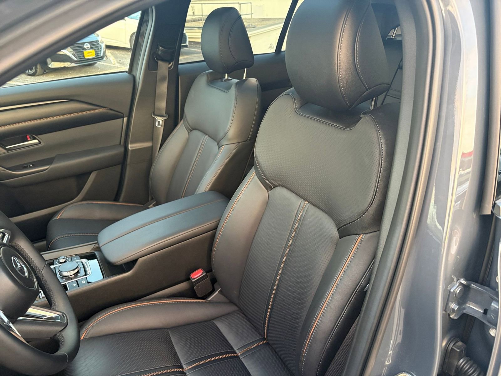 Used 2025 MAZDA CX-50 2.5 Hybrid w/ Premium Plus Pkg image 39