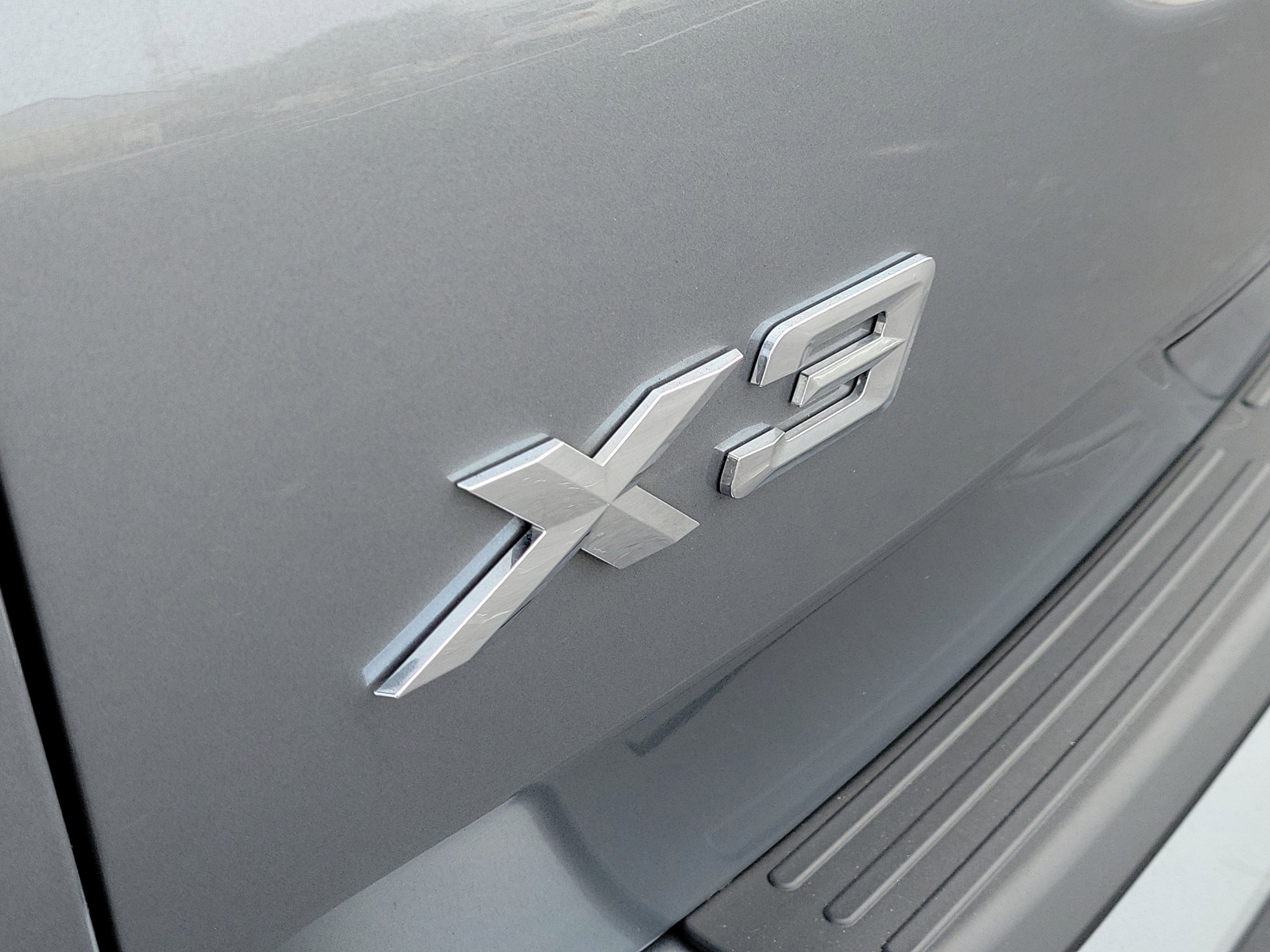 Used 2024 BMW X3 sDrive30i w/ Premium Package image 5