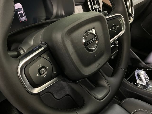 New 2026 Volvo XC40 B5 Plus w/ Protection Package Premier AWD/4WD image 22