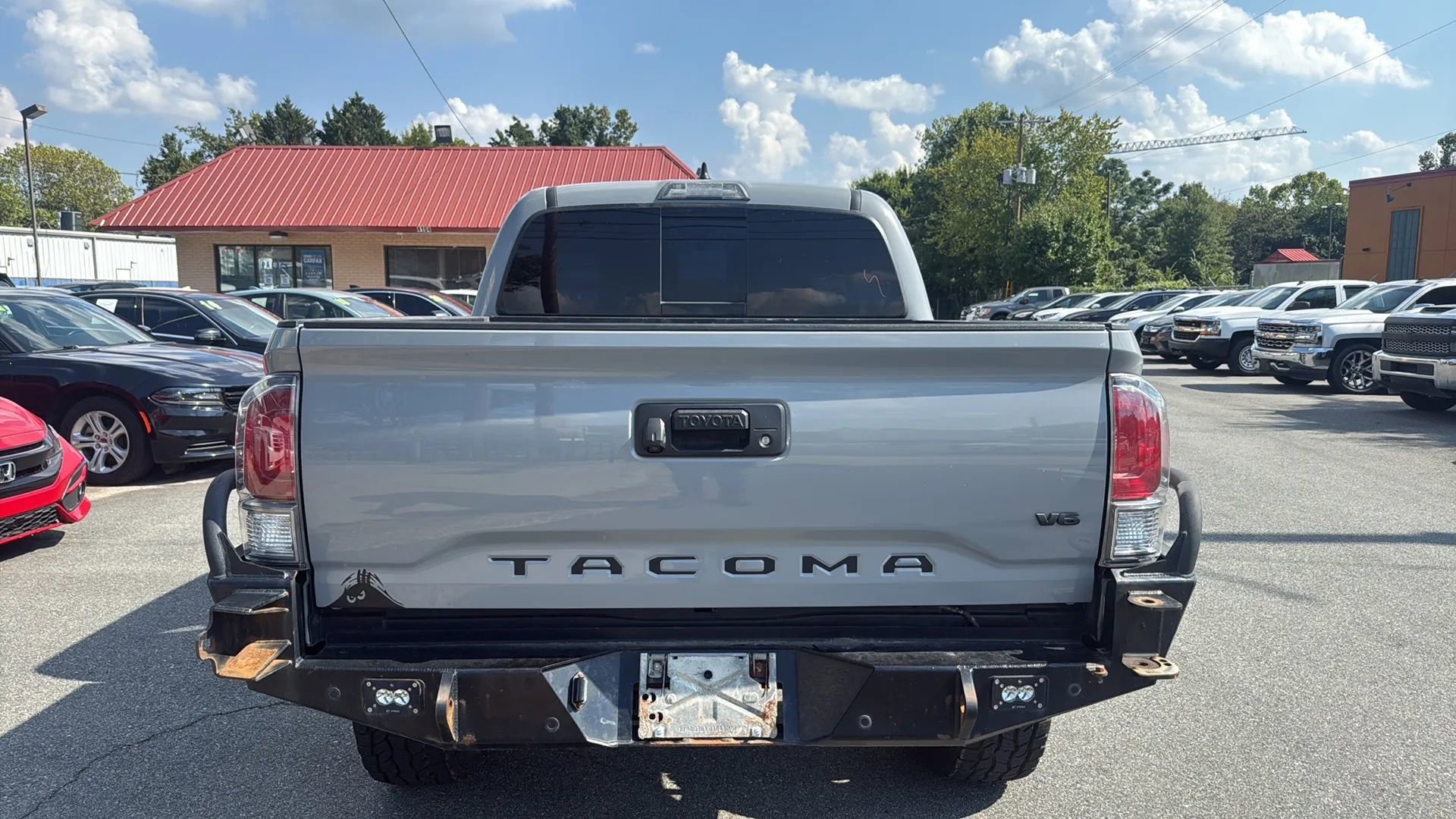 Used 2019 Toyota Tacoma TRD Off-Road image 5