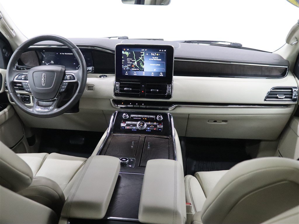 Used 2020 Lincoln Navigator Reserve w/ Equipment Group 201A Reserve AWD/4WD image 28
