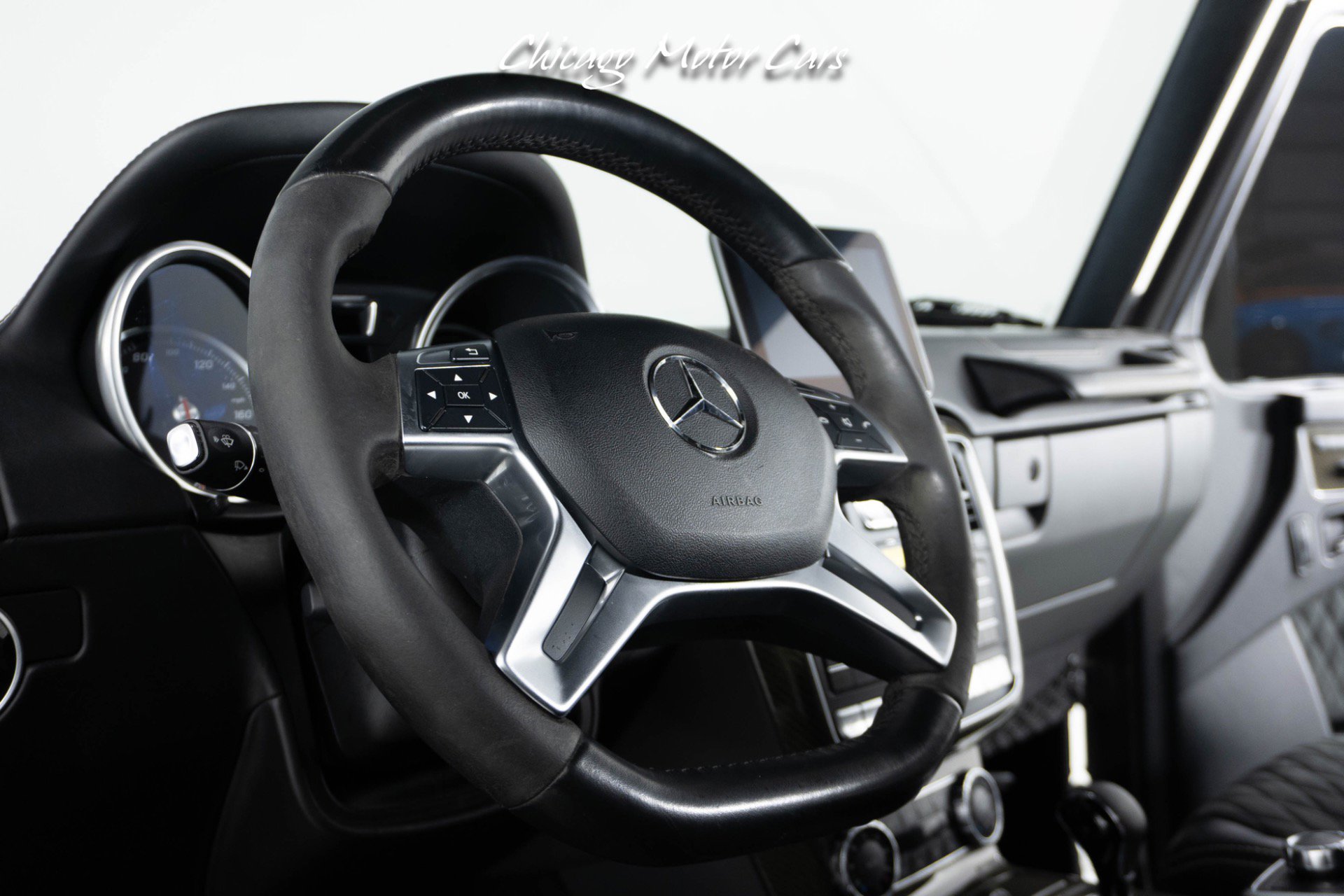Used 2017 Mercedes-Benz G 550 Squared image 32