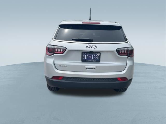 Used 2025 Jeep Compass Sport AWD/4WD image 8