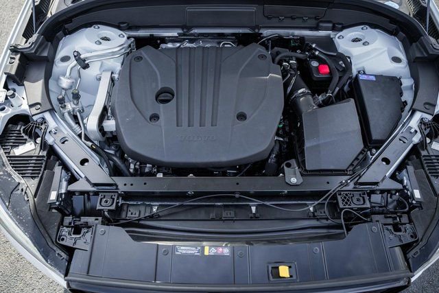 New 2026 Volvo XC60 B5 Plus w/ Protection Package Premier image 20