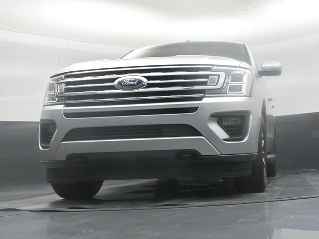 Used 2019 Ford Expedition XLT w/ Equipment Group 201A AWD/4WD image 47
