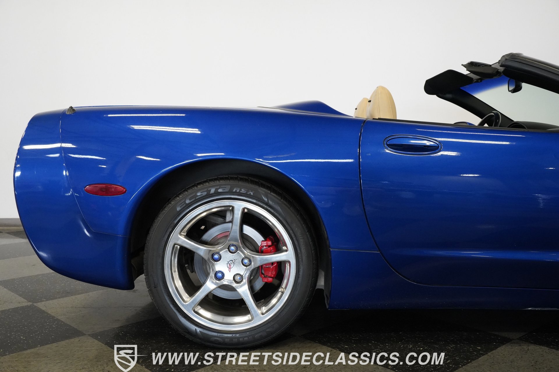 Used 2002 Chevrolet Corvette Convertible w/ Preferred Equipment Group2 image 33