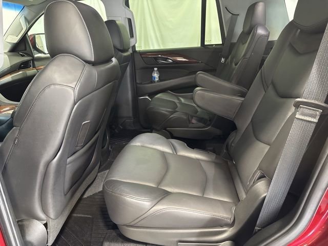 Used 2018 Cadillac Escalade Luxury RWD image 15