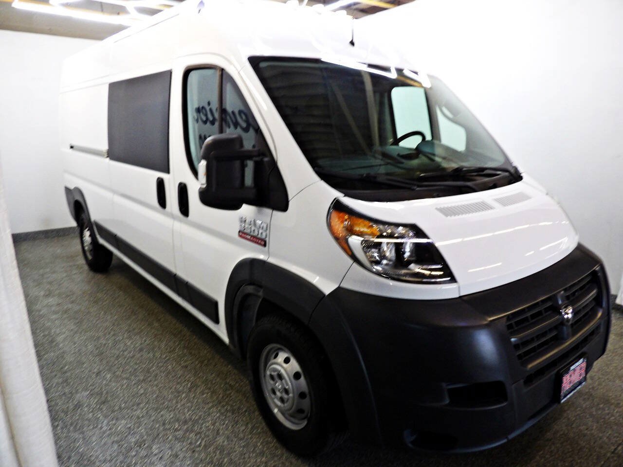 Used 2018 RAM ProMaster 3500 w/ Mopar Trailer Tow Group FWD image 3