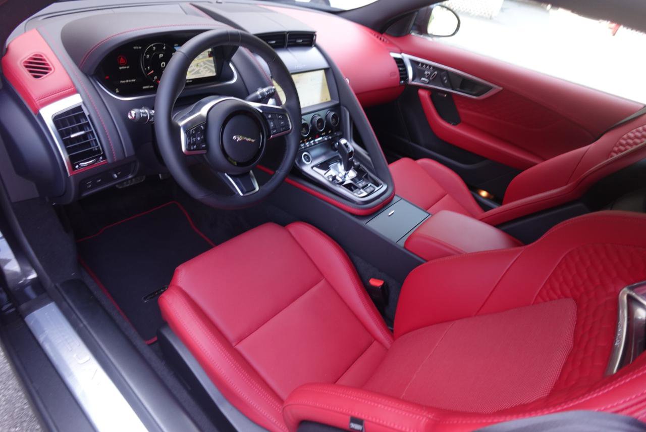 Used 2024 Jaguar F-TYPE R-Dynamic RWD image 7
