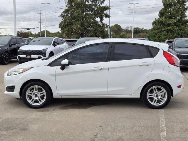 Used 2019 Ford Fiesta SE FWD image 3