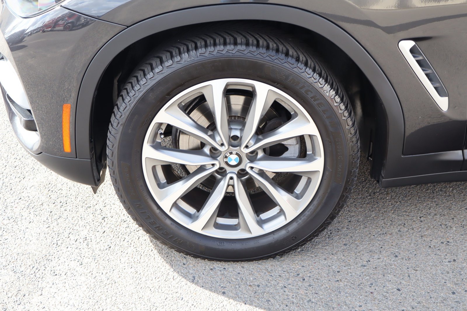 Used 2019 BMW X3 xDrive30i w/ Driving Assistance Package AWD/4WD image 14