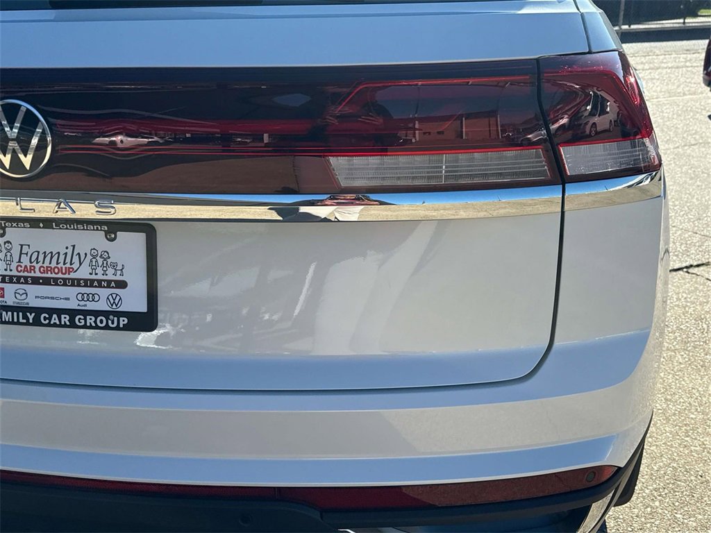 New 2026 Volkswagen Atlas Cross Sport SE image 9