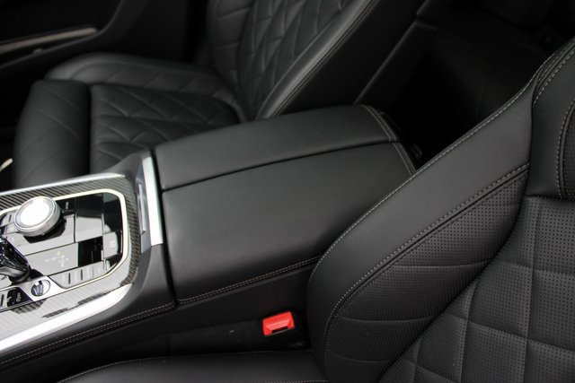 Used 2023 BMW X5 M50i w/ Executive Package image 31