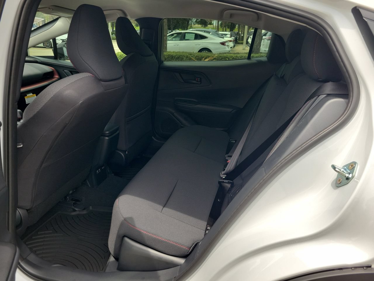New 2026 Toyota Prius Plug-In Hybrid FWD image 10