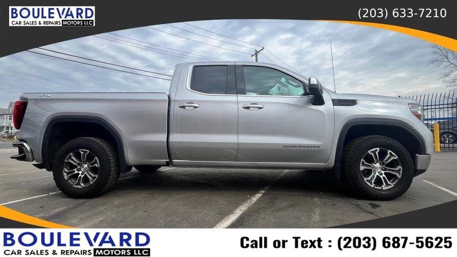 Used 2020 GMC Sierra 1500 SLE w/ SLE Value Package AWD/4WD image 2