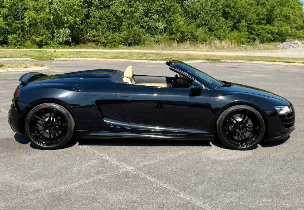 Used 2011 Audi R8 V10 AWD/4WD image 7