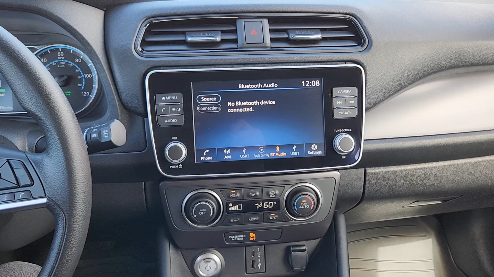 Used 2025 Nissan Leaf S FWD image 14
