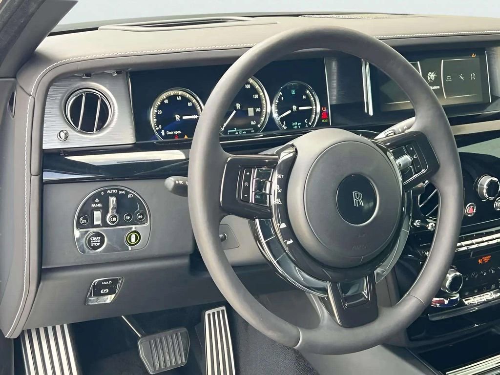 Used 2018 Rolls-Royce Phantom Sedan RWD image 7