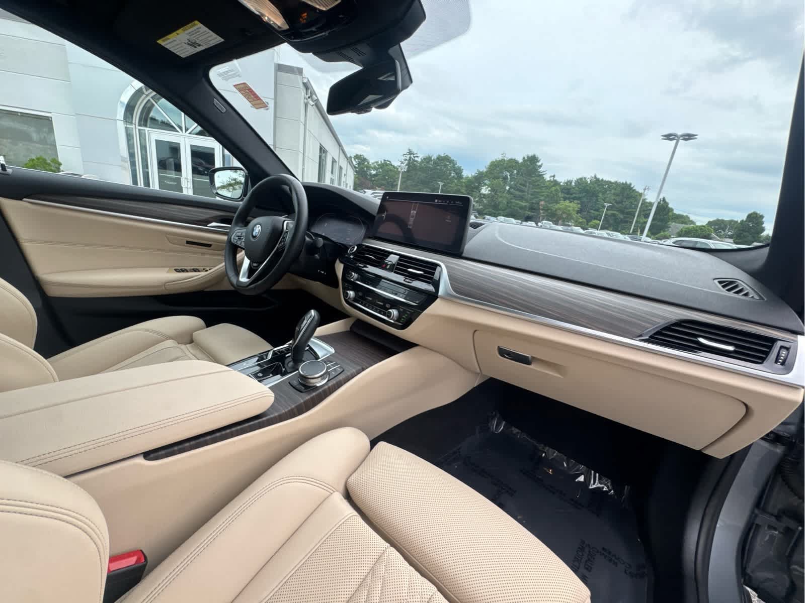 Used 2023 BMW 530i xDrive w/ Convenience Package AWD/4WD image 25