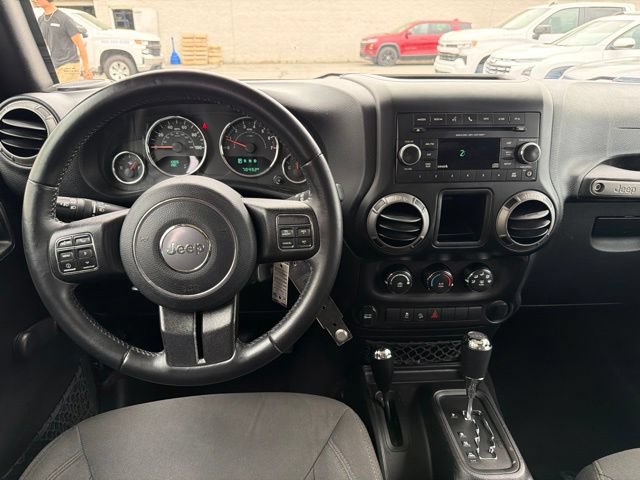 Used 2016 Jeep Wrangler Unlimited Sport w/ Connectivity Group AWD/4WD image 21