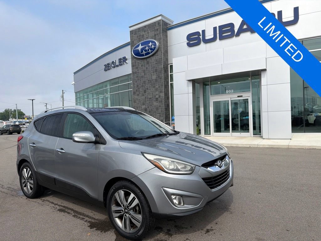 Used 2015 Hyundai Tucson Limited w/ Option Group 03 FWD image 1