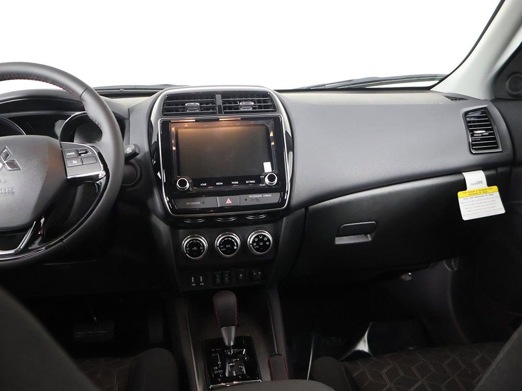 New 2025 Mitsubishi Outlander Sport LE AWD/4WD image 29