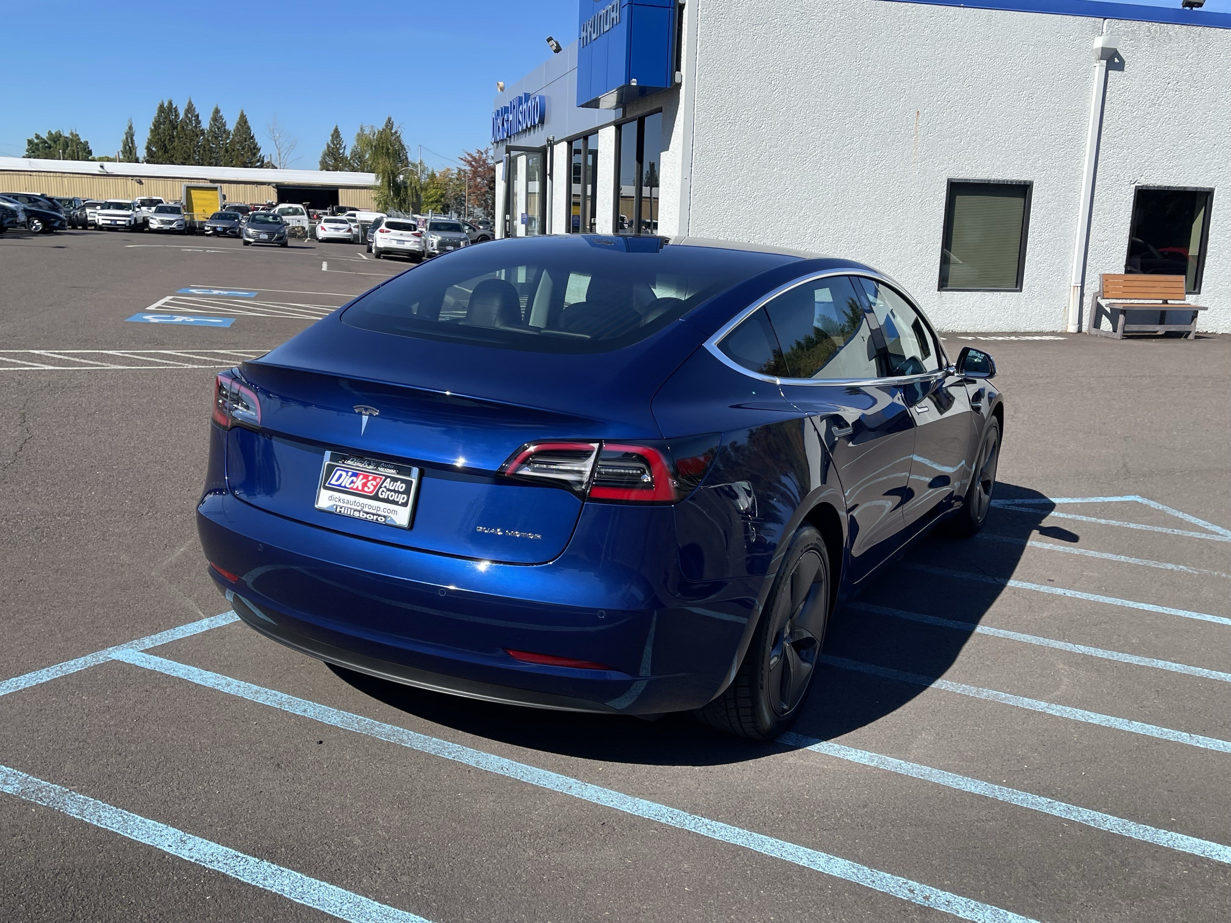 Used 2020 Tesla Model 3 Long Range AWD/4WD image 5
