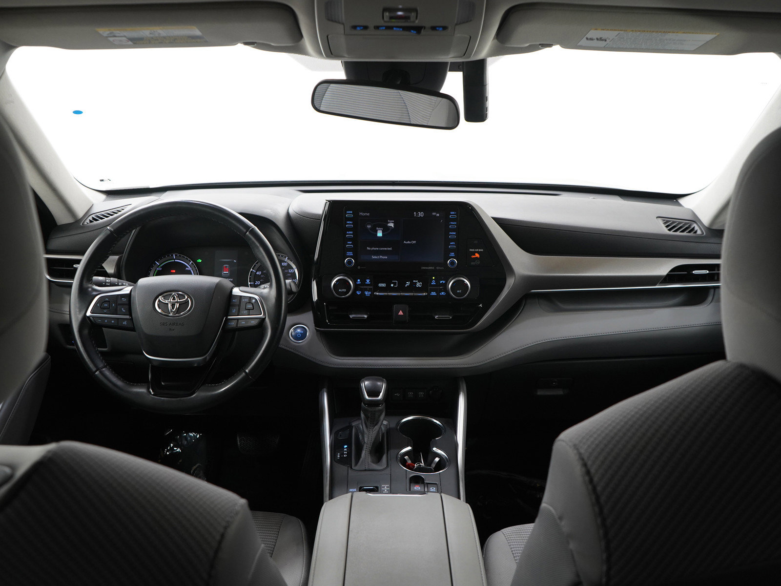 Used 2020 Toyota Highlander LE AWD/4WD image 14