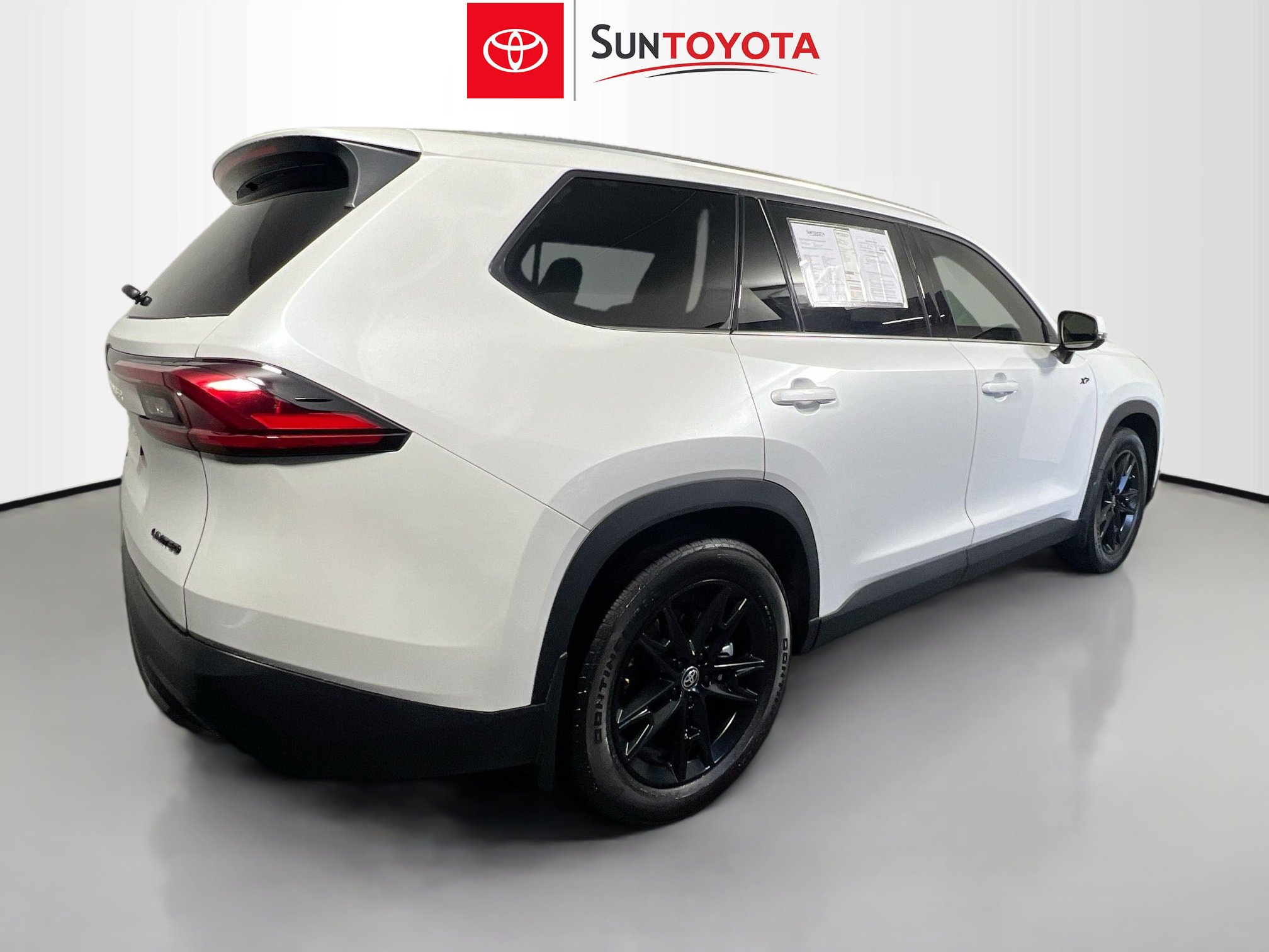 Used 2024 Toyota Grand Highlander Limited image 4