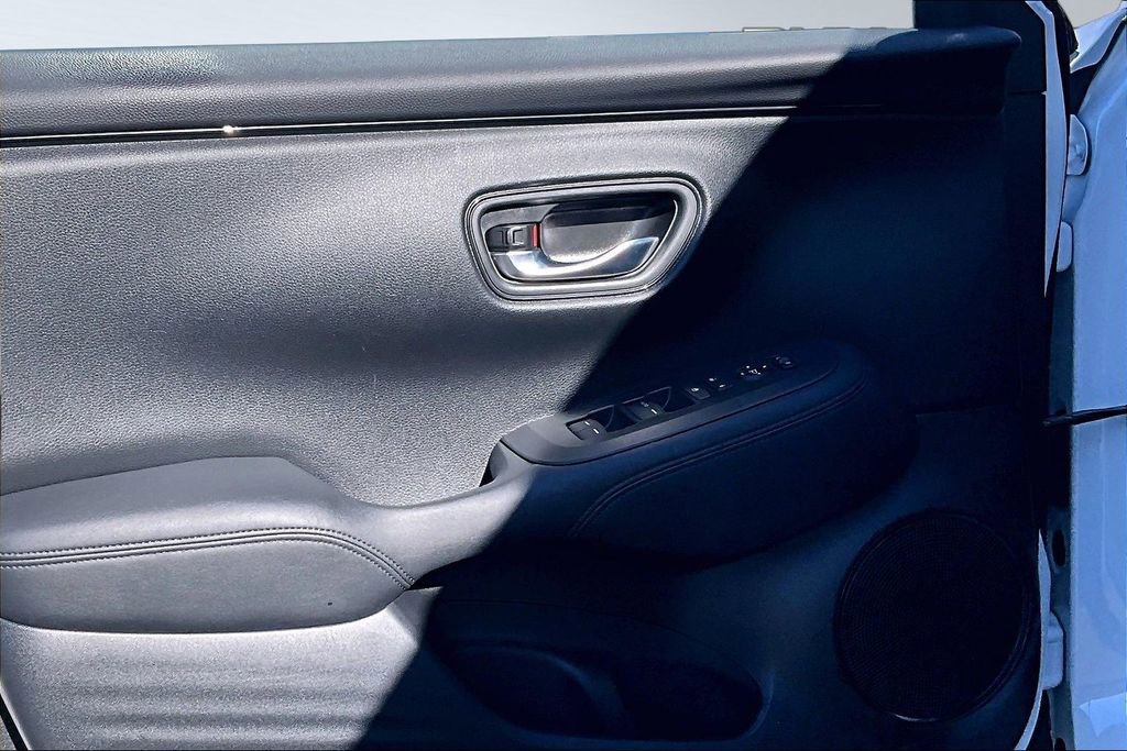 Used 2024 Honda HR-V LX image 22