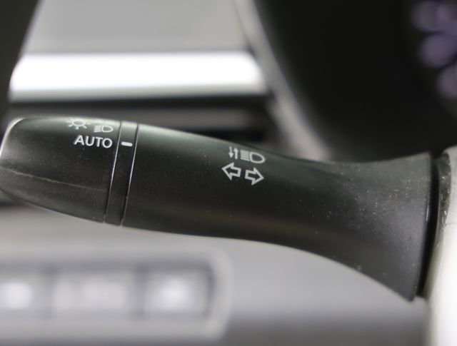 Used 2019 Nissan Altima 2.5 S FWD image 12