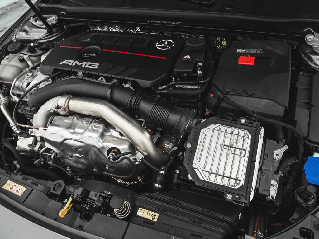 Used 2026 Mercedes-Benz CLA 35 AMG 4MATIC image 40