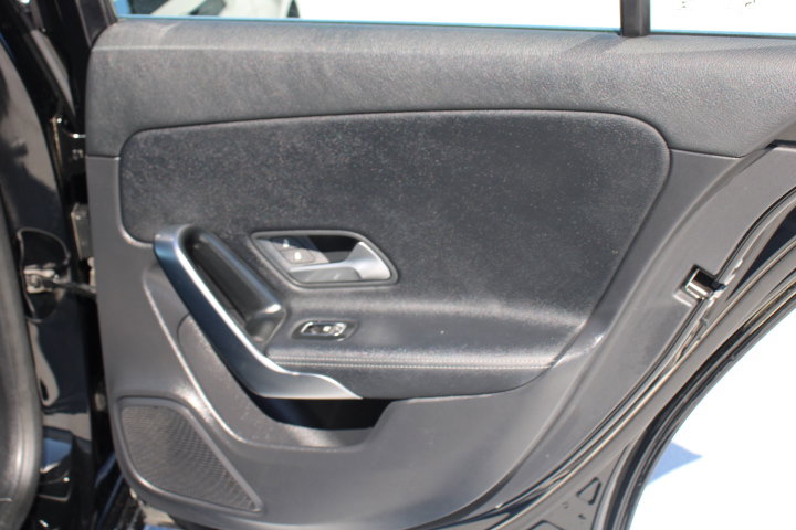 Used 2022 Mercedes-Benz A 220 image 15