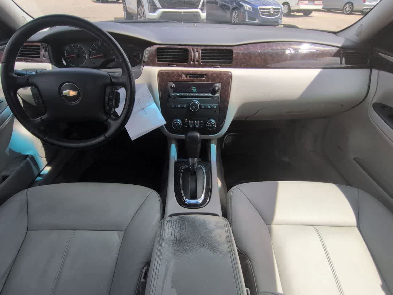 Used 2013 Chevrolet Impala LTZ FWD image 15
