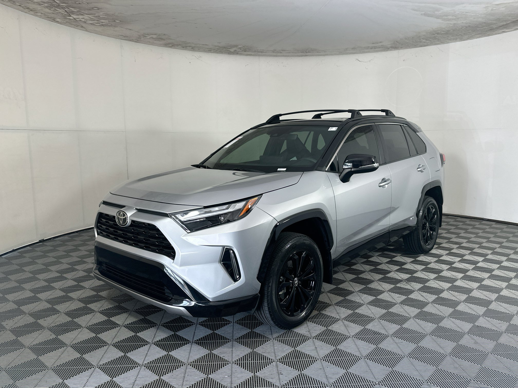 Certified 2025 Toyota RAV4 XSE w/ Weather Package AWD/4WD image 7
