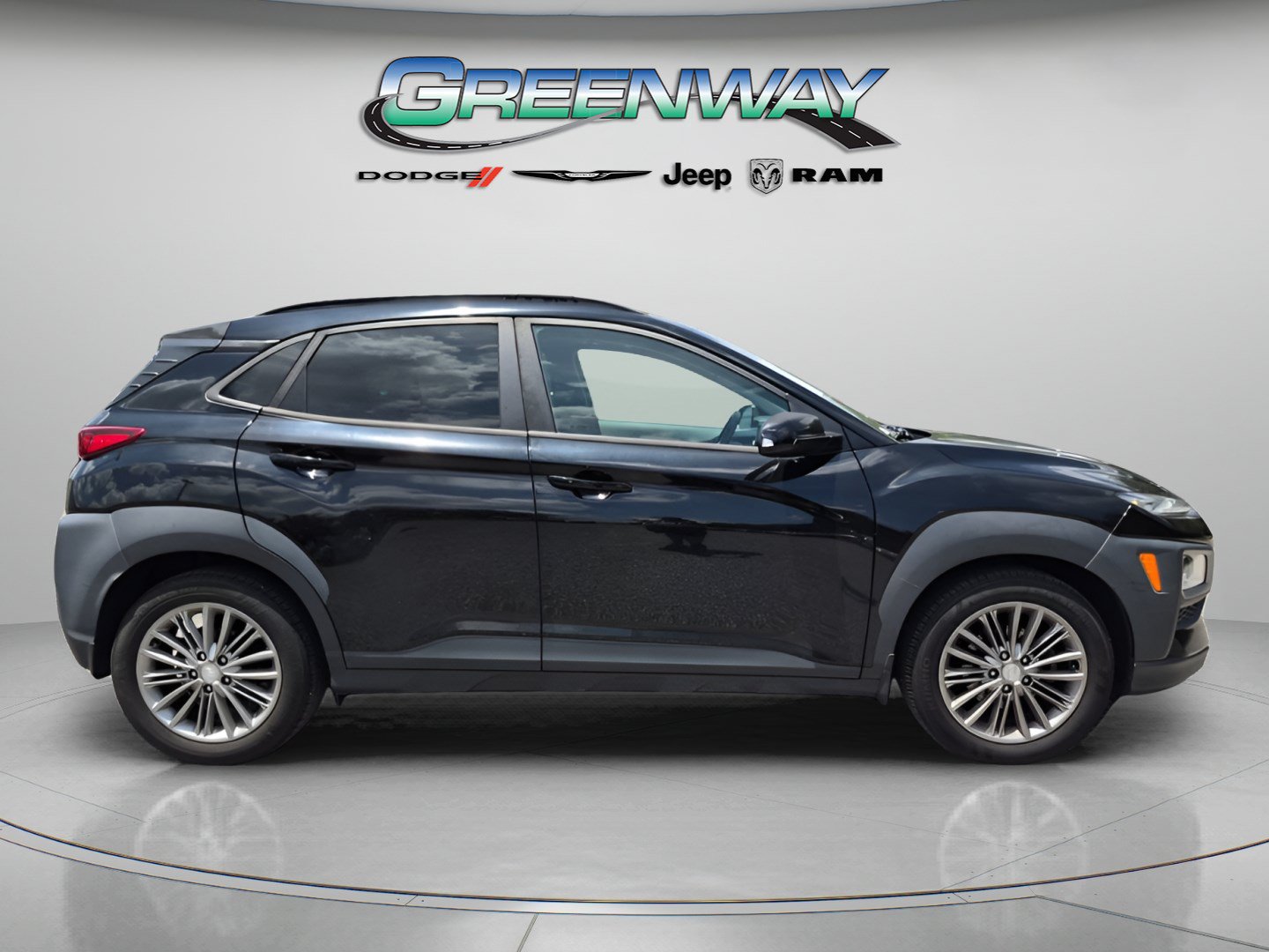 Used 2019 Hyundai Kona SEL w/ SEL Tech Package 02 FWD image 4