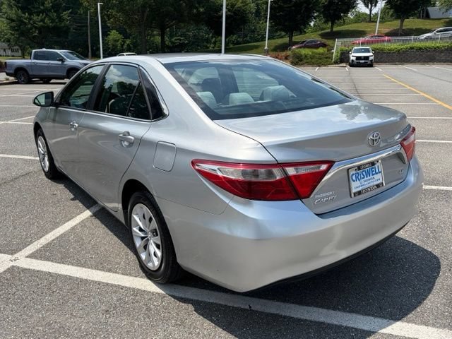 Used 2016 Toyota Camry LE FWD image 5