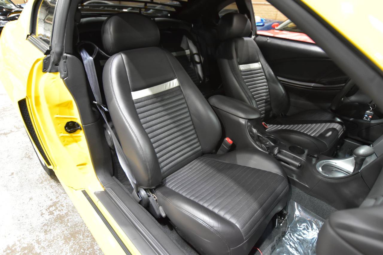 Used 2004 Ford Mustang Mach 1 RWD image 35