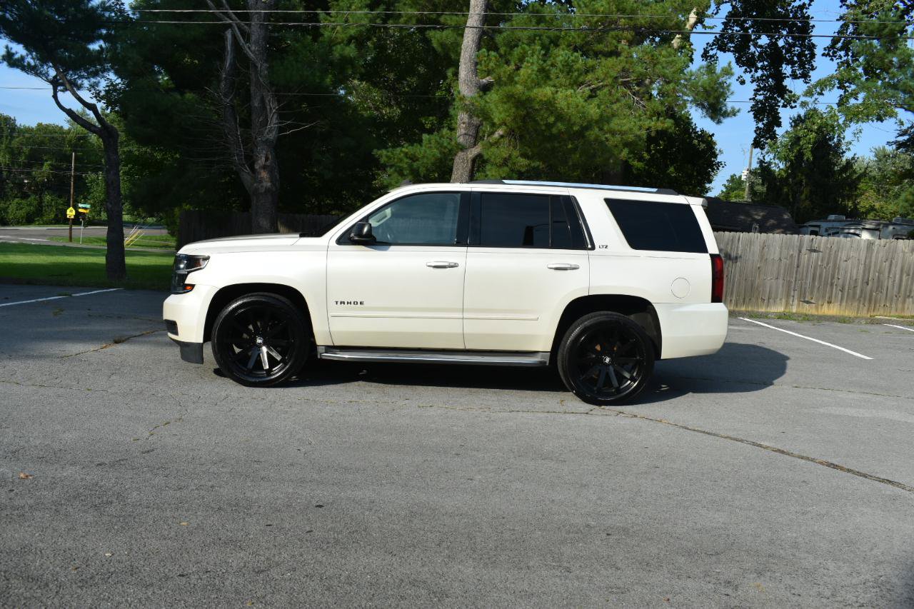 Used 2015 Chevrolet Tahoe LTZ RWD image 3