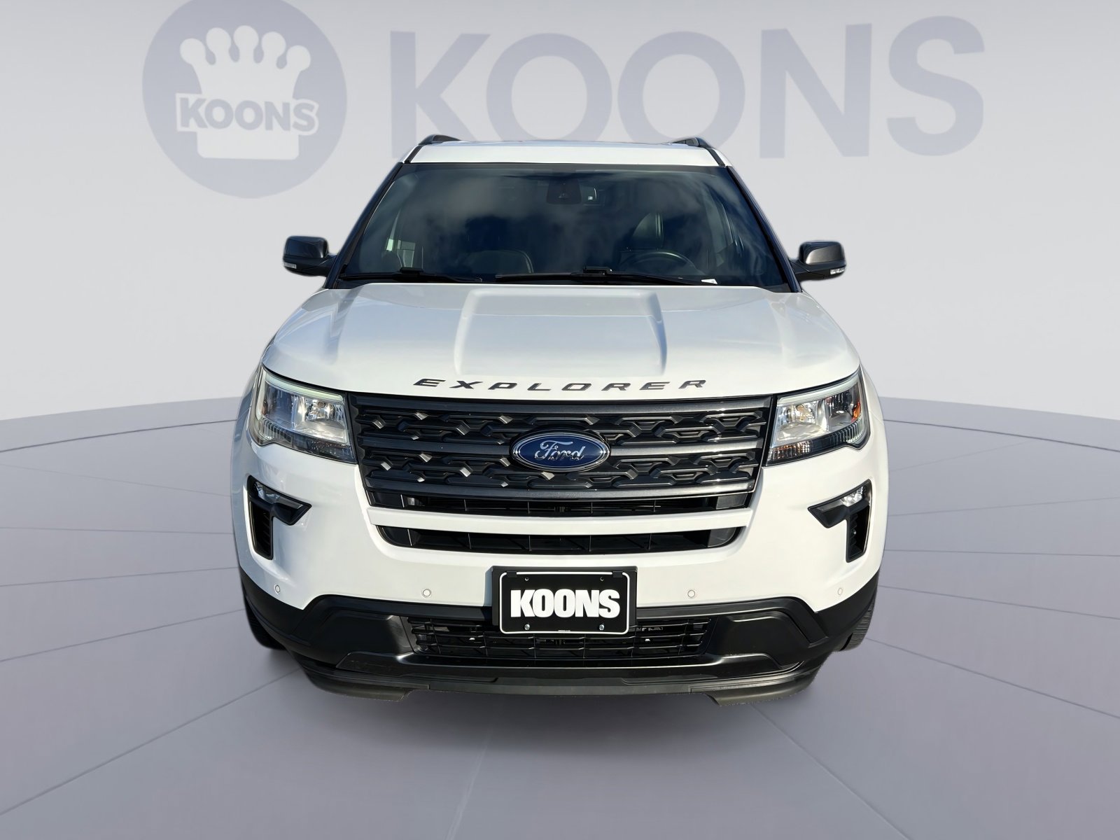 Used 2018 Ford Explorer XLT w/ Equipment Group 202A image 11