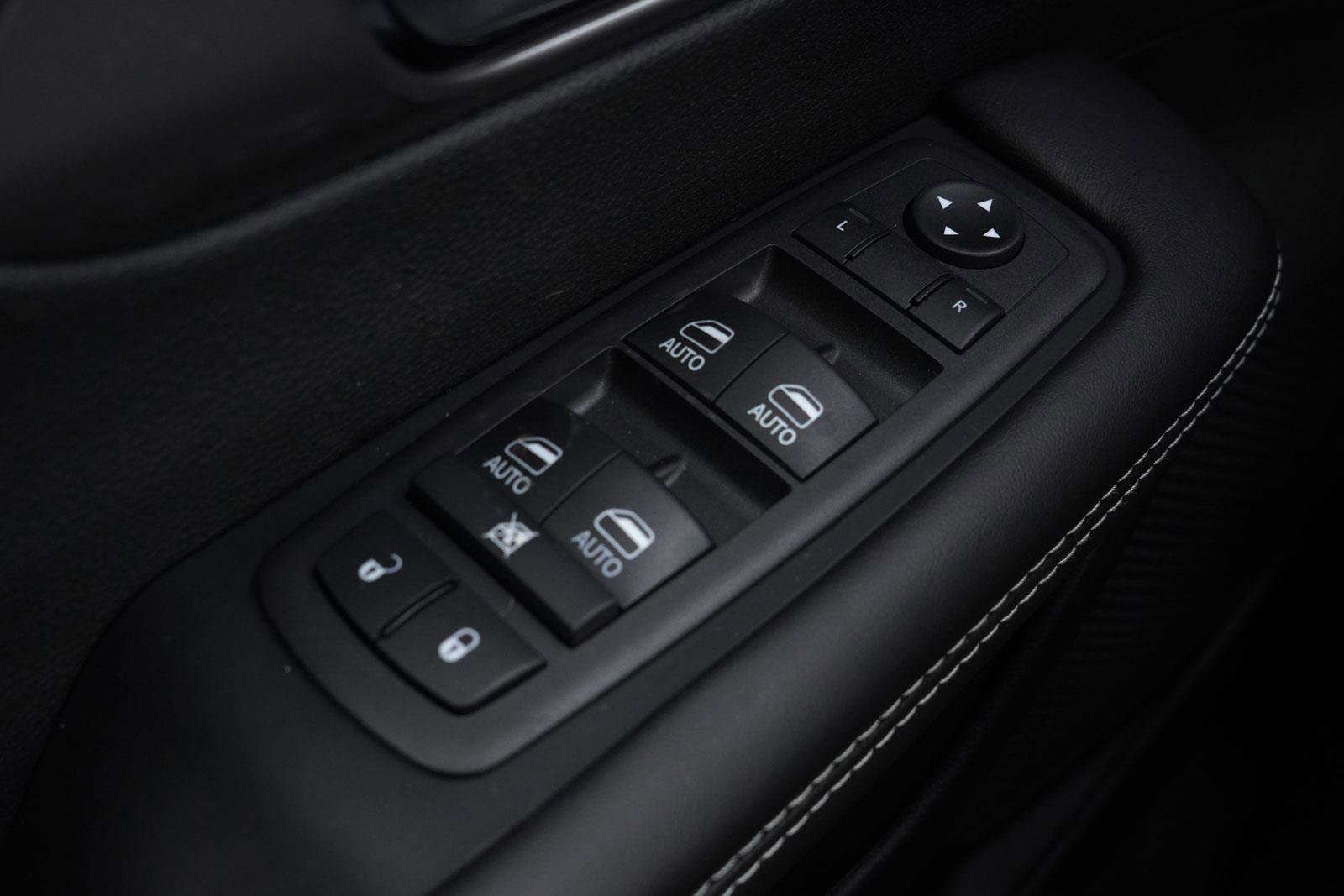 New 2026 Chrysler Pacifica Select image 12