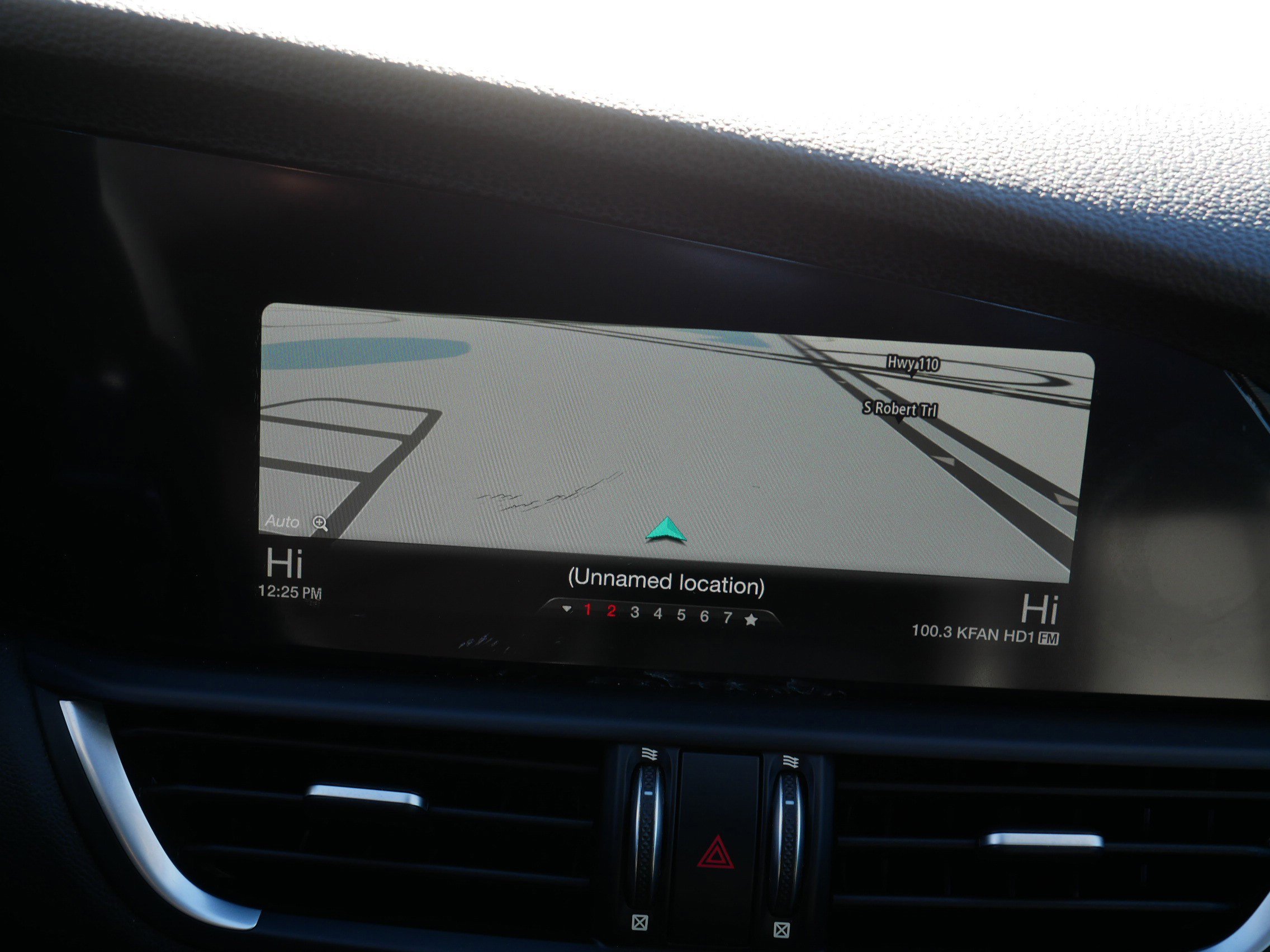 Used 2018 Alfa Romeo Giulia AWD image 29