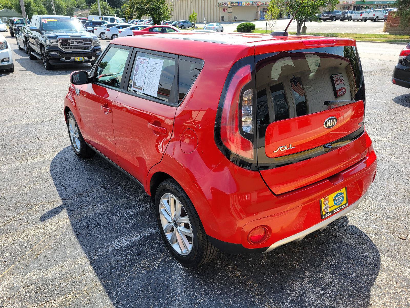 Used 2017 Kia Soul + FWD image 24