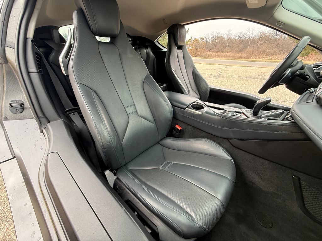 Used 2015 BMW i8 image 16