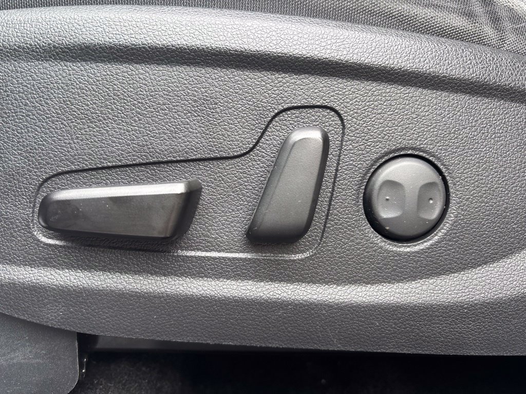Certified 2021 Hyundai Santa Fe SEL AWD/4WD image 18
