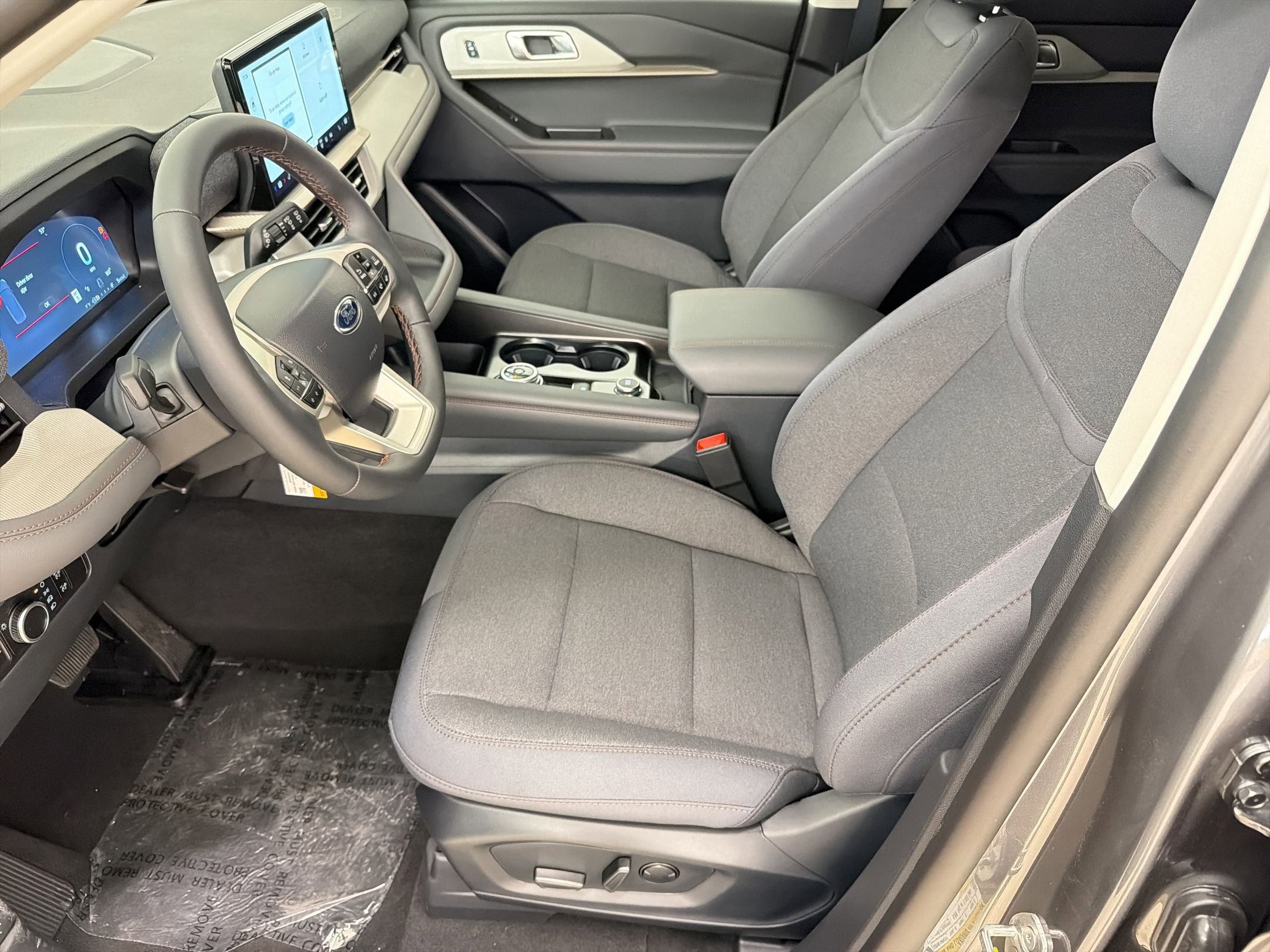 New 2026 Ford Explorer Active image 5