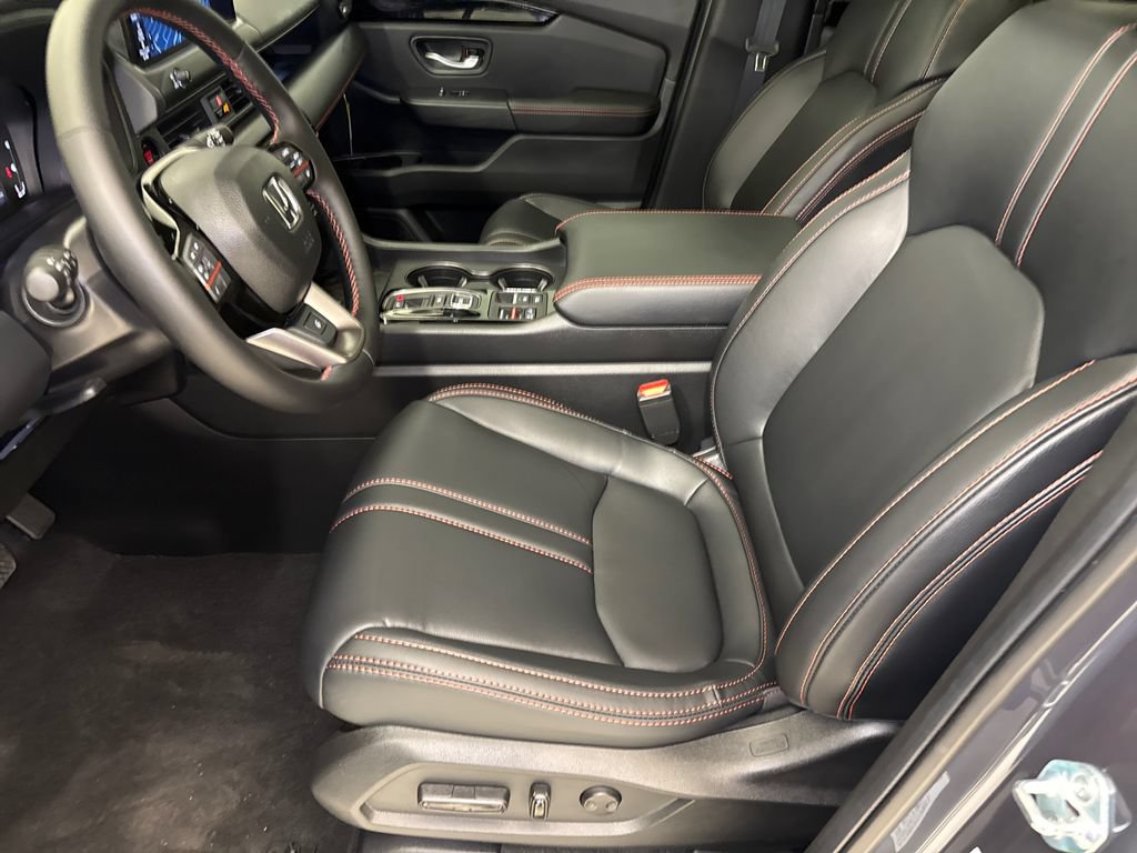 New 2026 Honda Pilot TrailSport image 18